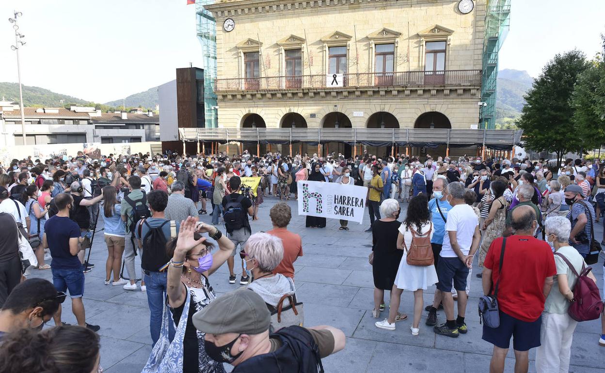 Una vista de la concentración en la Plaza San Juan.