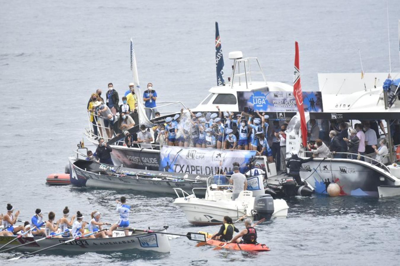 Fotos: Arraun Lagunak hace historia y se lleva su primera Liga Euskotren