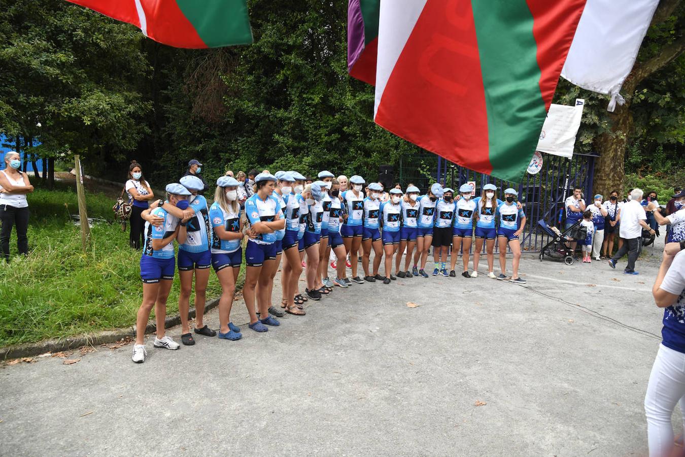 Fotos: Las remeras de Arraun Lagunak ya celebran su Liga Euskotren