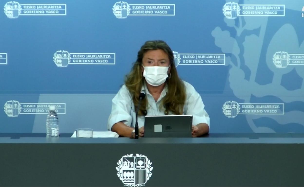 Gotzone Sagardui, durante la comparecencia de hoy tras la reunión del LABI científico-técnico. 