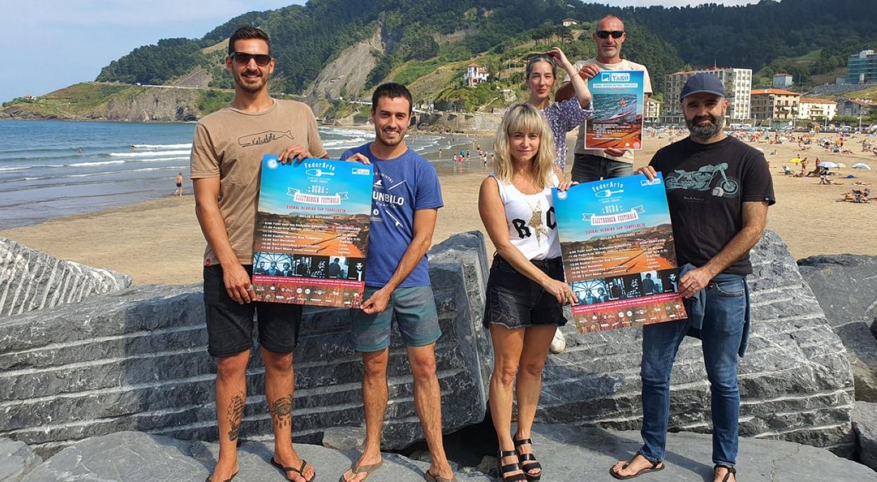 Presentación del festival FederArte que tendrá lugar en Deba el 4 de septiembre. 