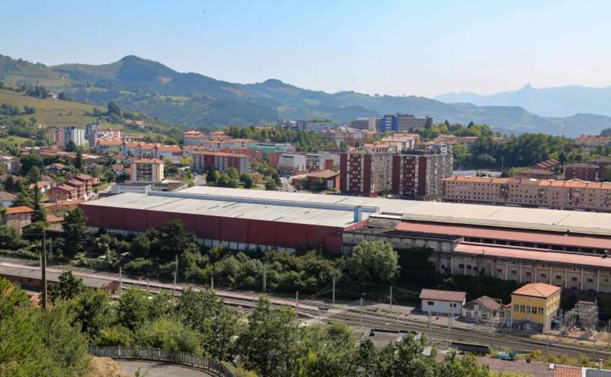 Imagen de ayer de las instalaciones de la planta de Arcelor Mittal en Zumarraga, que ocupan una superficie total próxima a los 300.000 metros cuadrados. 