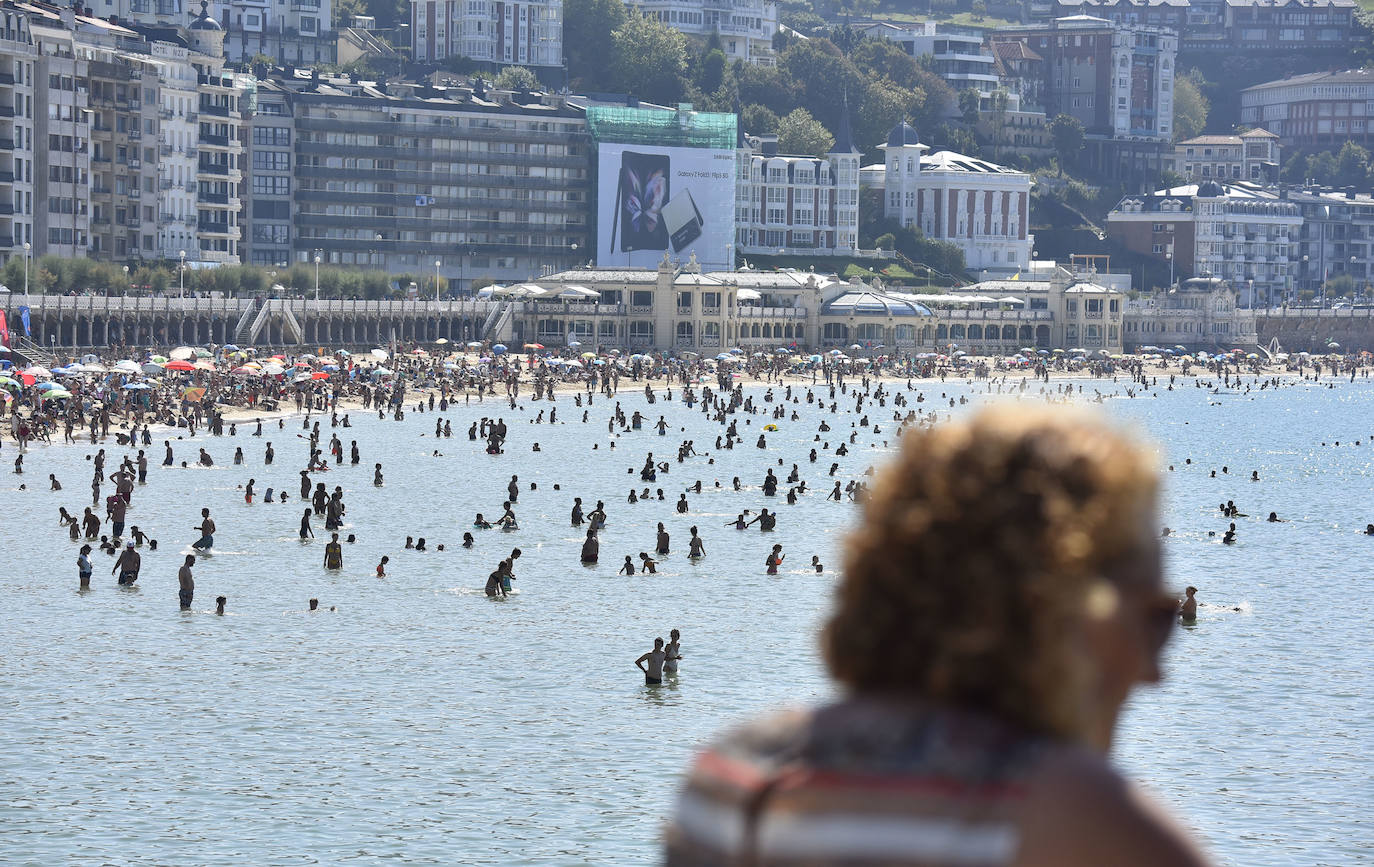 Fotos: Gipuzkoa afronta 72 horas de calor y mañana se activará la alerta amarilla