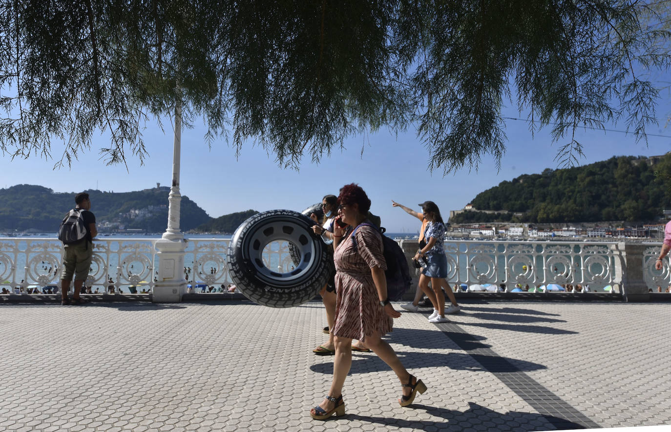 Fotos: Gipuzkoa afronta 72 horas de calor y mañana se activará la alerta amarilla
