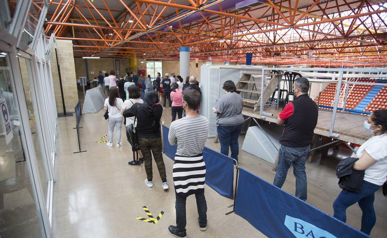 Vacunación en Euskadi: Gotzone Sagardui advierte que 50.000 jóvenes vascos de entre 20 y 35 todavía no se han vacunado