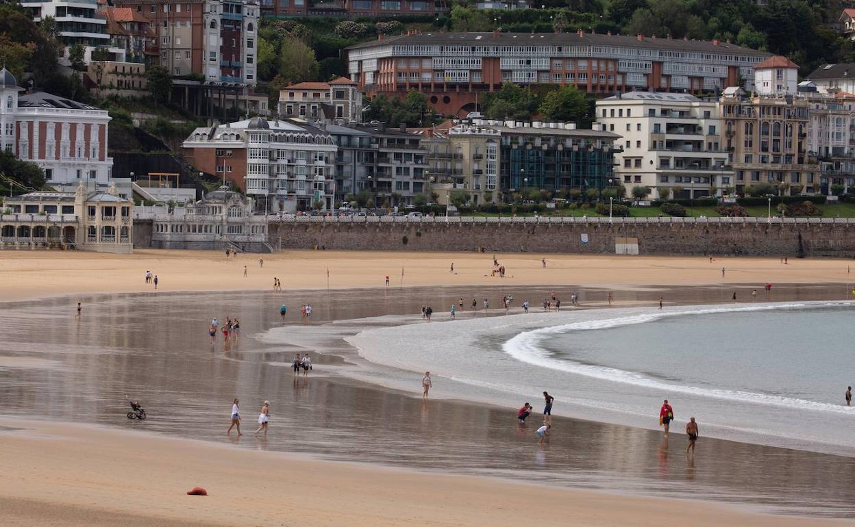 La incidencia del coronavirus de Euskadi baja de los 200 casos a una semana de que alivien las restricciones