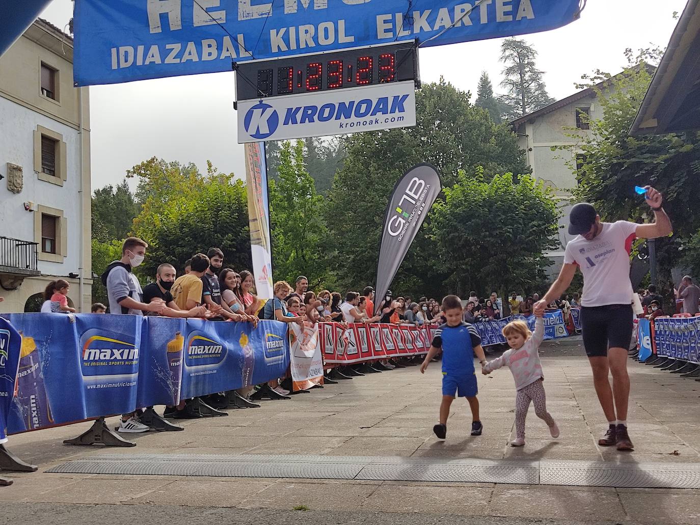 Fotos: Giro ezin hobea Idiazabalgo Axari Trailen