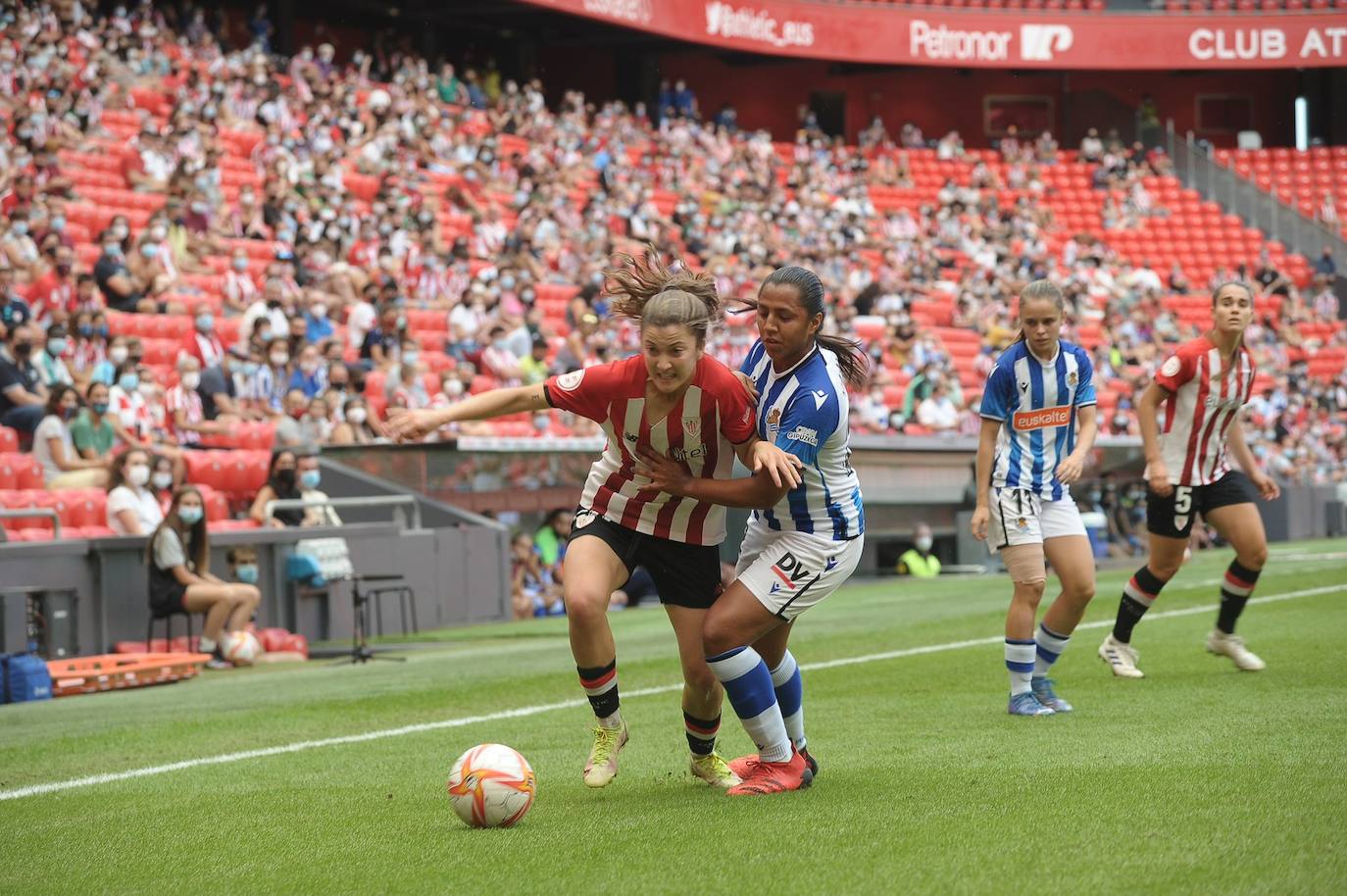 Fotos: Las mejores imágenes de la victoria de la Real en el derbi de San Mamés