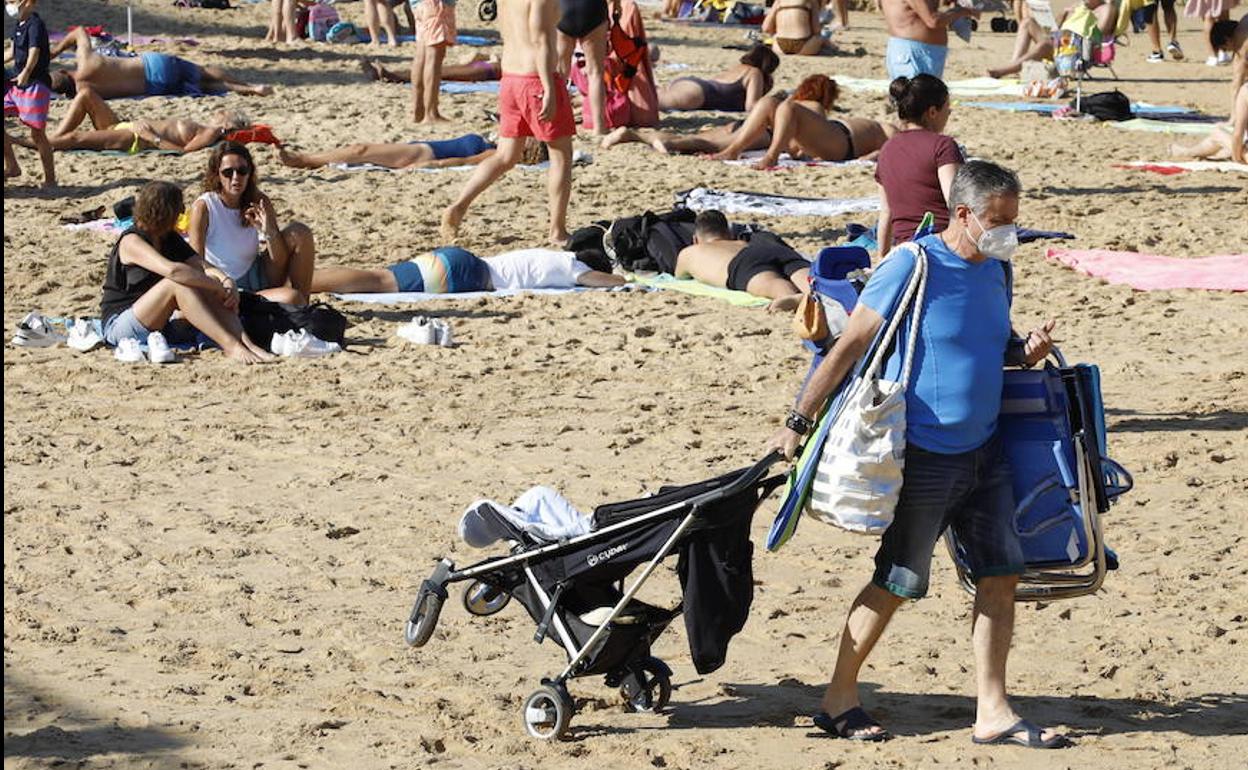 La quinta ola cede terreno con 186 positivos, la cifra más baja desde finales de junio