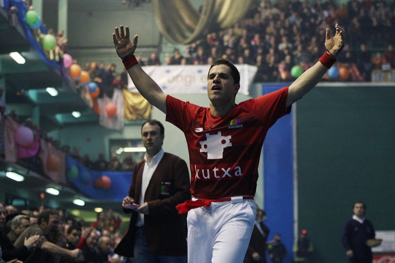 Fotos: Aimar Olaizola y el adiós a una vida en los frontones