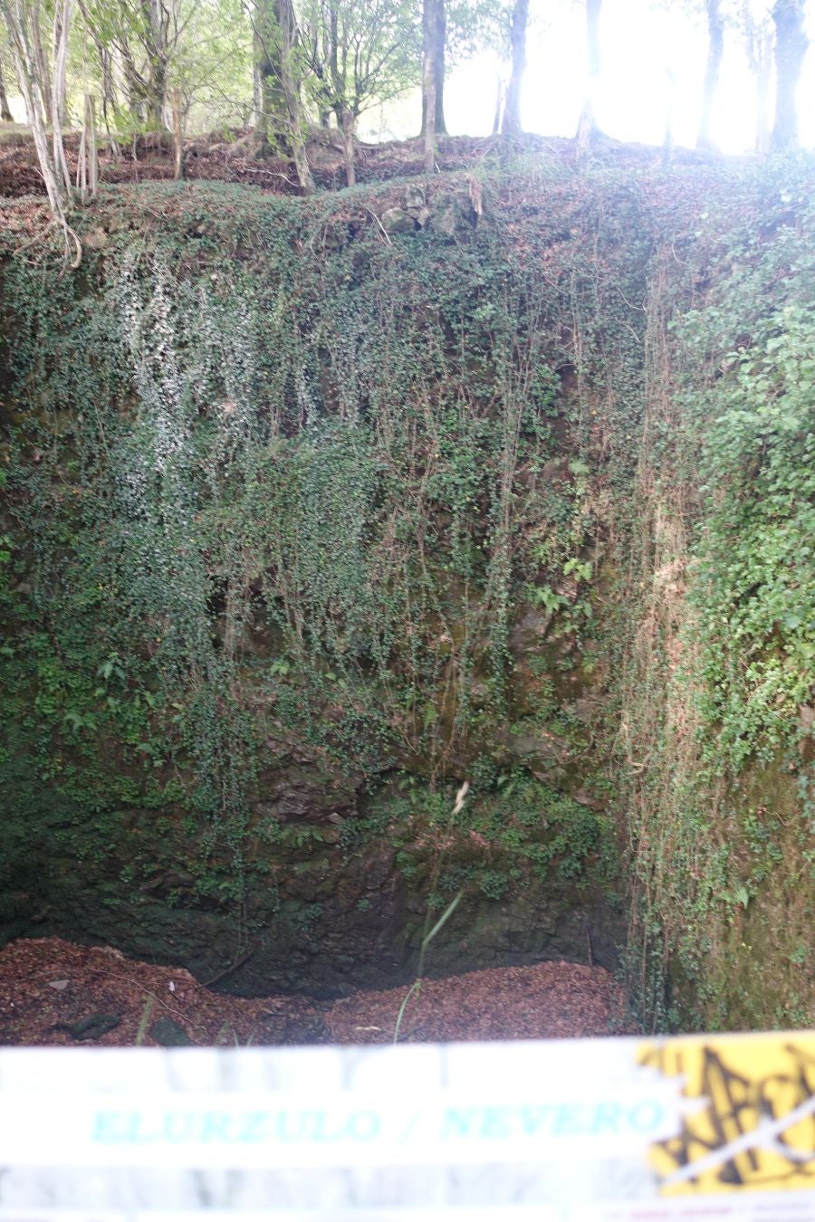 Erroilbide (832 m.), Txurrumurru (823 m.) y Irumugarrieta (806 m.) forman parte de la gran mole que vigila cualquier movimientoen Orasoaldea