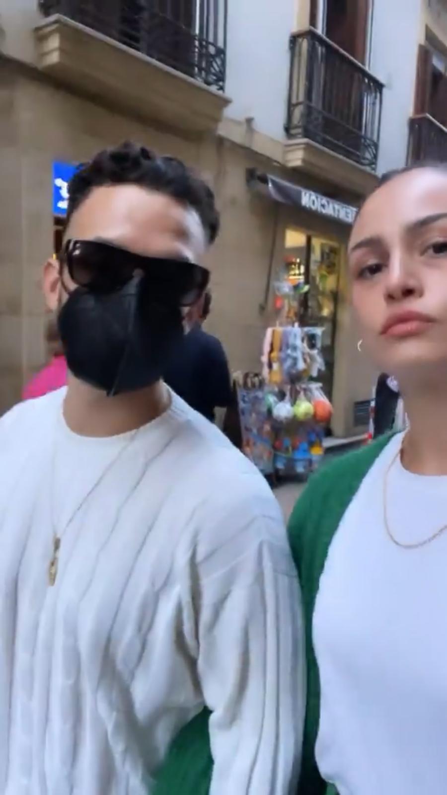 Imagen secundaria 1 - C. Tangana, Anna Castillo y Greta Fernández, de cena en San Sebastián