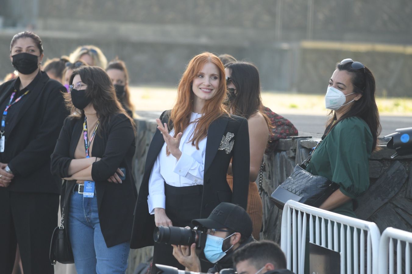 El equipo de 'The Eyes of Tamy Faye' presenta este viernes (16.00 horas) su película a concurso en la Sección Oficial del Zinemaldia. La actriz americana Jessica Chastain ha sido unas de las grandes atracciones del photocall que ha tenido lugar en la terraza del Kursaal.