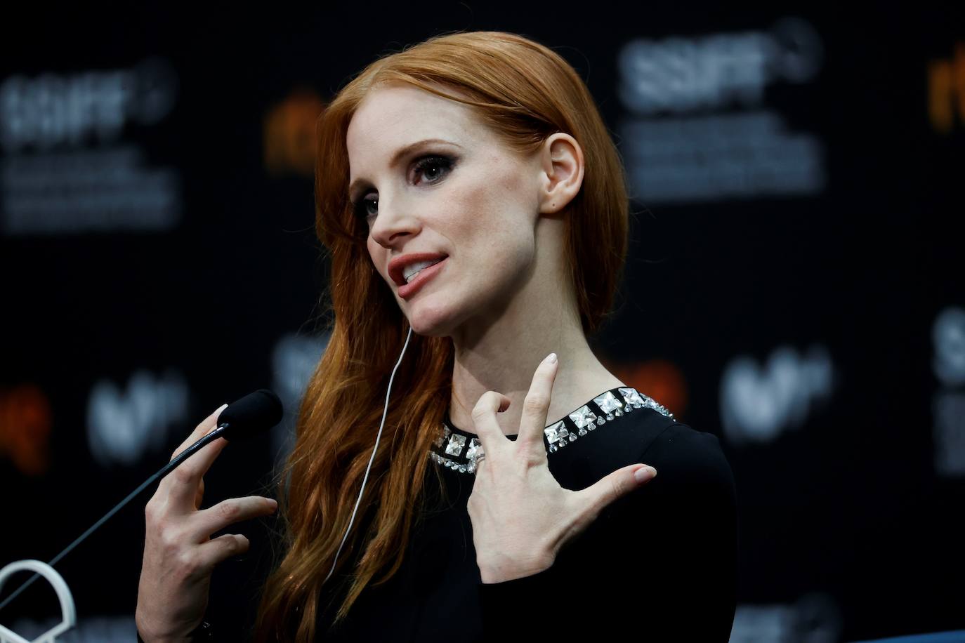 El equipo de 'The Eyes of Tamy Faye' presenta este viernes (16.00 horas) su película a concurso en la Sección Oficial del Zinemaldia. La actriz americana Jessica Chastain ha sido unas de las grandes atracciones del photocall que ha tenido lugar en la terraza del Kursaal.