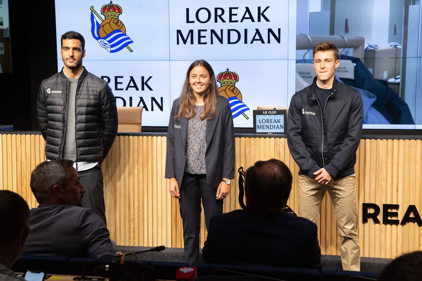 Fotos: Loreak Mendian y la Real Sociedad, juntos hasta 2023