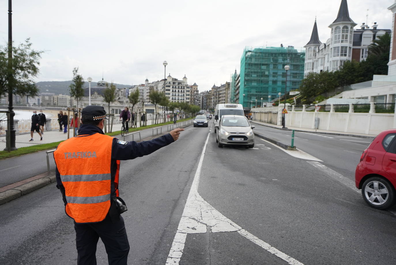 Fotos: Coto a los vehículos privados en La Concha