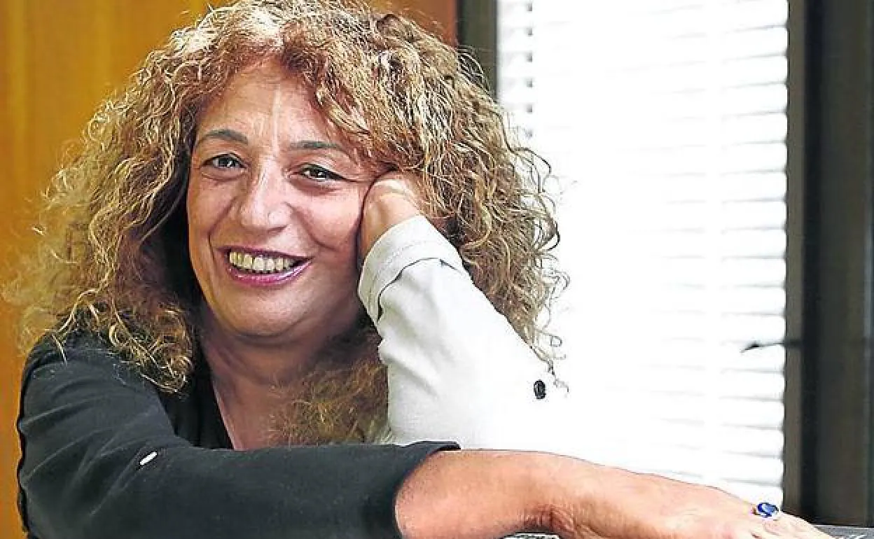 La psiquiatra de Basurto que ha ganado Pasapalabra: «En el hospital me  regalaron un diccionario de María Moliner» | El Diario Vasco