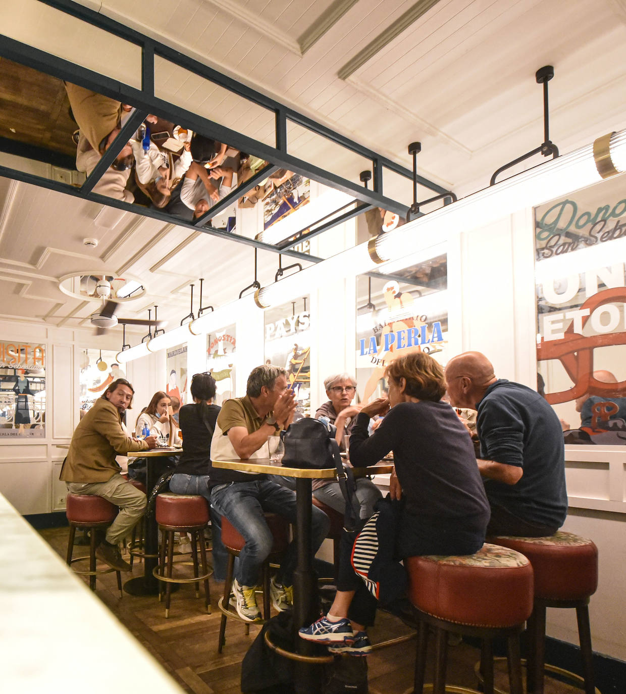 Fotos: Turistas llenan las calles y la hostelería de Gipuzkoa