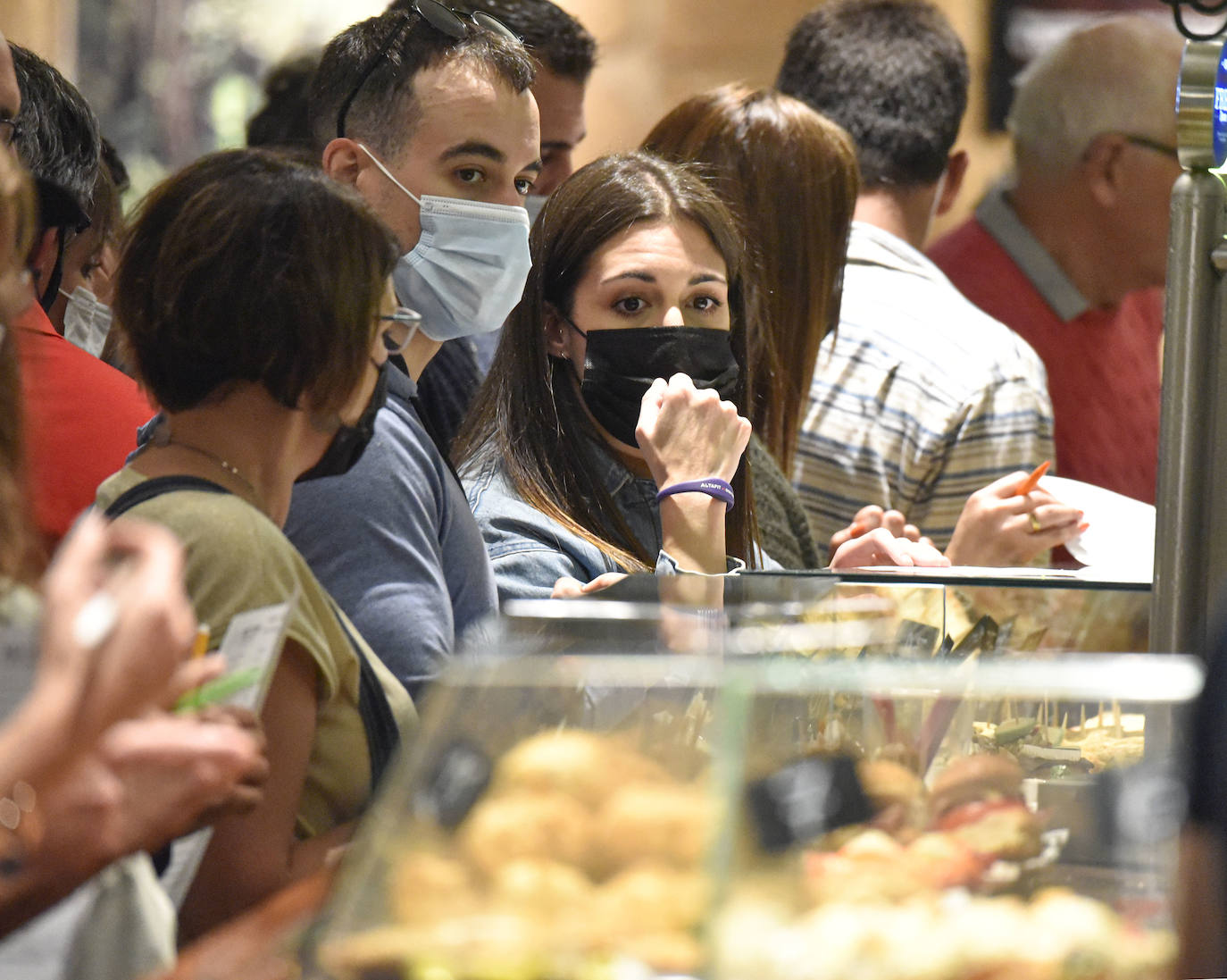 Fotos: Turistas llenan las calles y la hostelería de Gipuzkoa