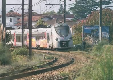 Imagen secundaria 1 - Sucesos | Tres migrantes muertos y uno herido grave tras ser arrollados por un tren en Ciboure