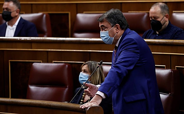 Sánchez promete «precisar lo que haga falta» del decreto de las eléctricas ante el aviso del PNV