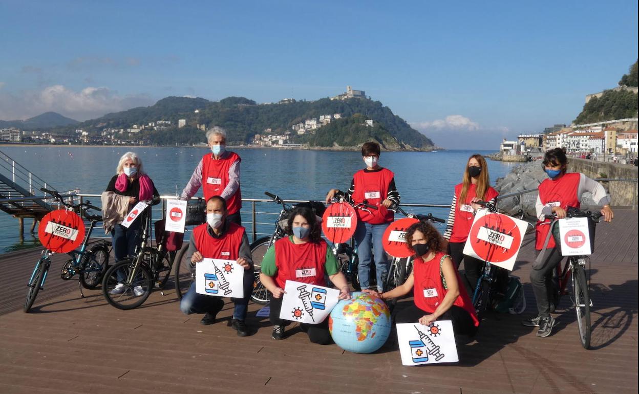 Presentación de las actividades con motivo del Día Internacional contra la Pobreza y la Exclusión en Donostia. 