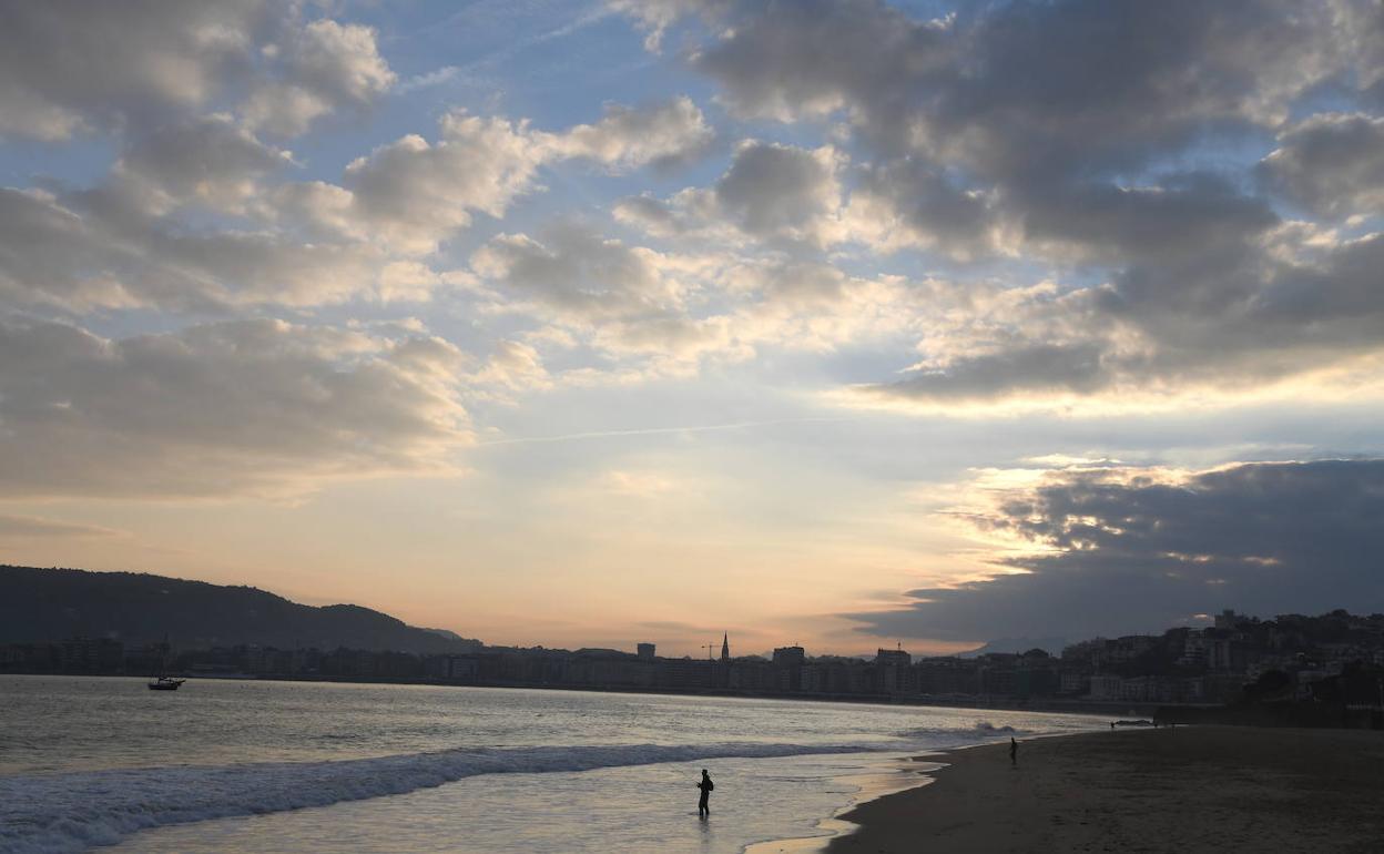 El fin de semana volverán predominar los ratos de sol y nubes. 