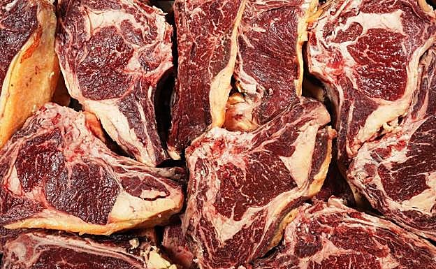 Chuleta maciza en el Néstor. 