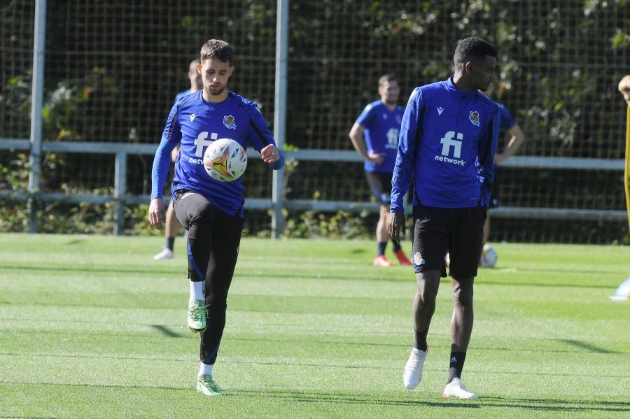 Fotos: Último entrenamiento antes de viajar al Wanda