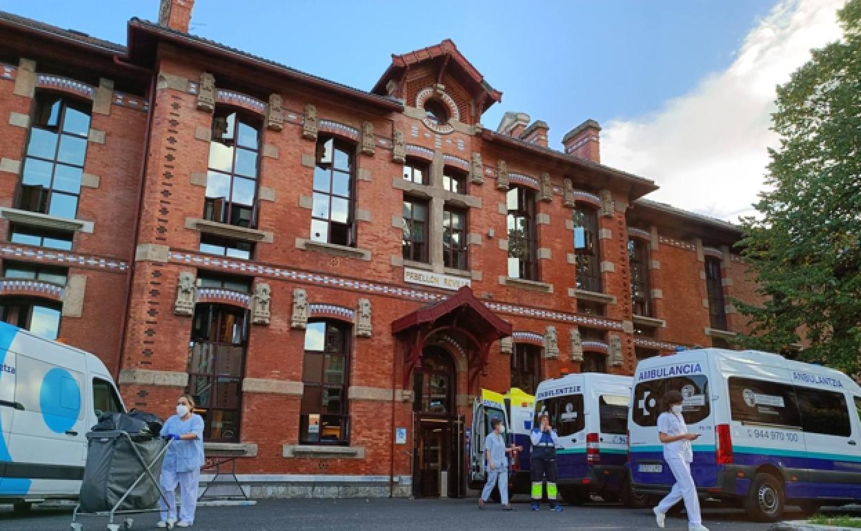 El brote del hospital de Basurto deja ya 30 infectados, 21 de ellos pacientes