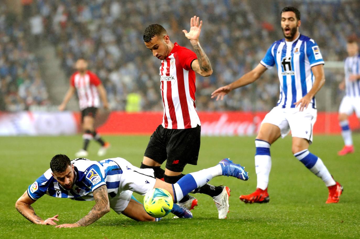 Fotos Real Sociedad - Athletic: Las mejores imágenes del derbi entre la Real Sociedad y el Athletic