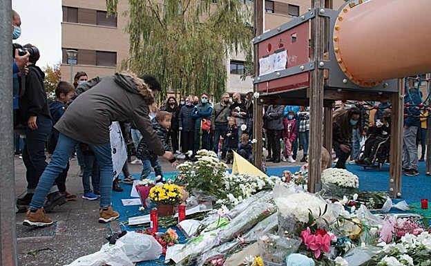 Concentración en recuerdo de Álex. 