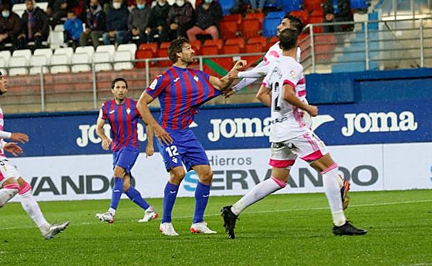 1x1 de los jugadores del Eibar contra el Oviedo