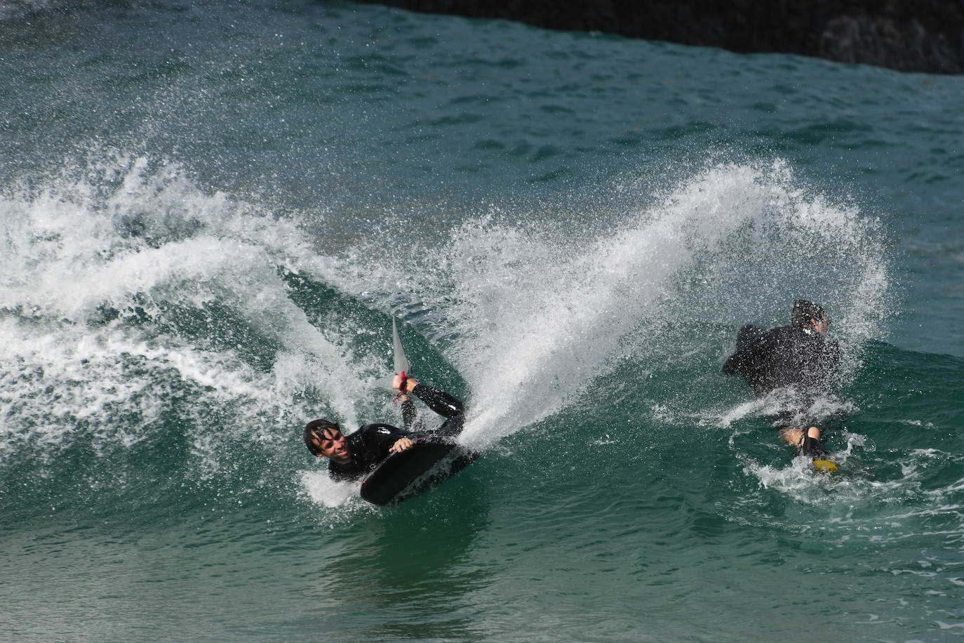 Fotos: Activan el aviso amarillo por galerna para esta tarde
