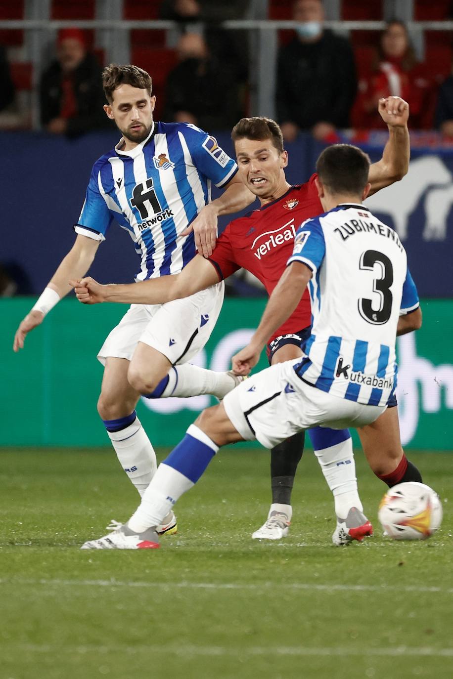 Fotos: Las mejores imágenes del Osasuna - Real Sociedad