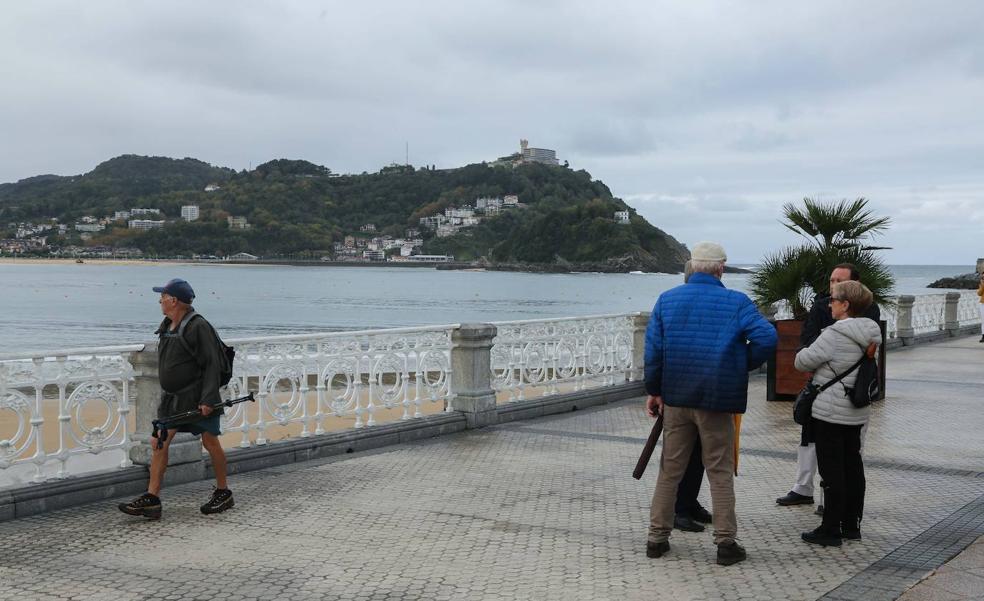 Astigarraga entra en zona roja tras el brote sufrido en una ikastola