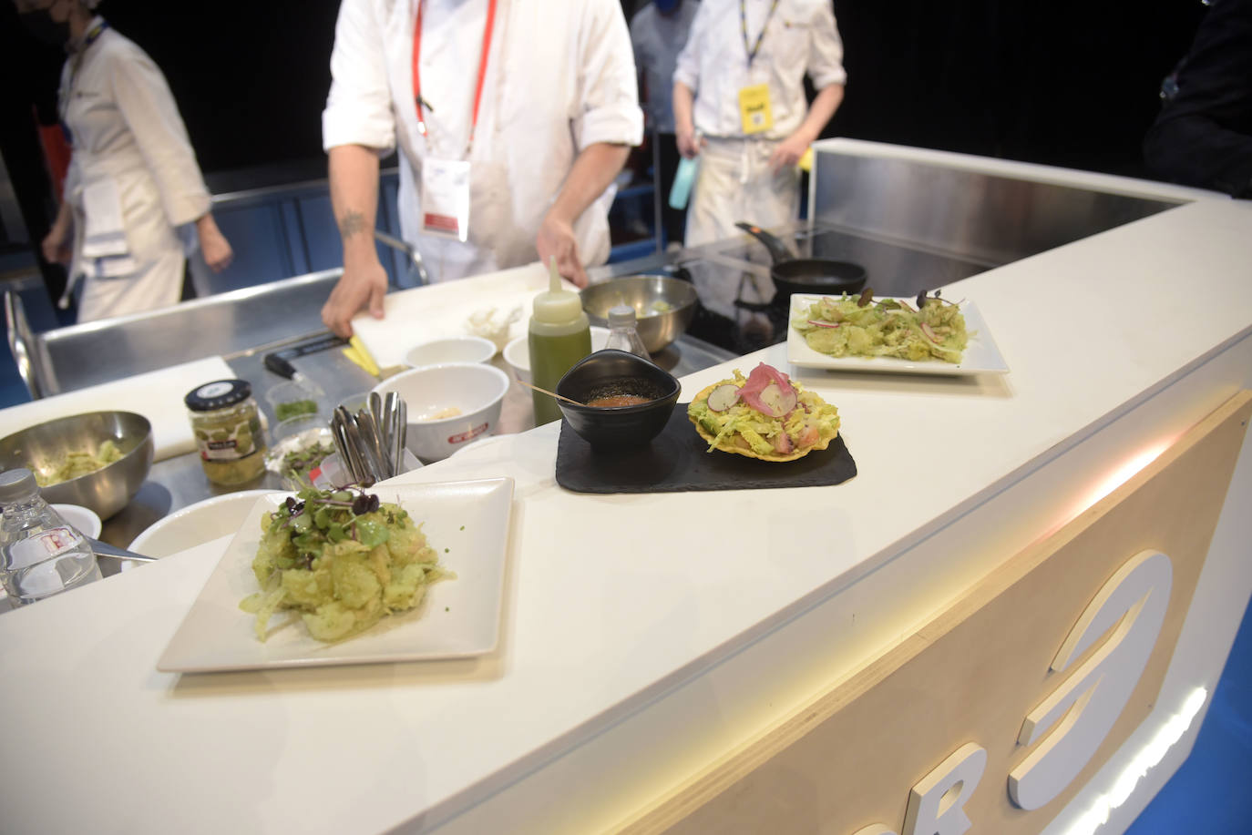 Fotos: Aficionados y chefs abren Gastronomika