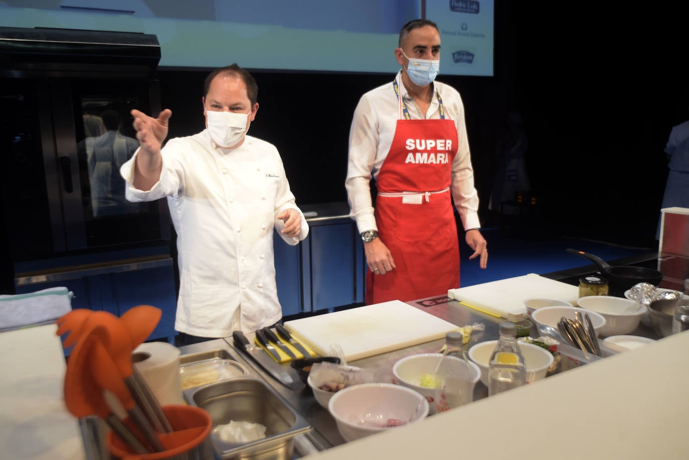 Fotos: Aficionados y chefs abren Gastronomika