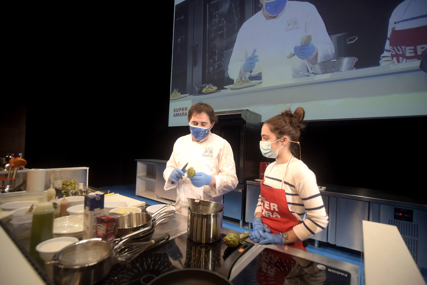 Fotos: Aficionados y chefs abren Gastronomika