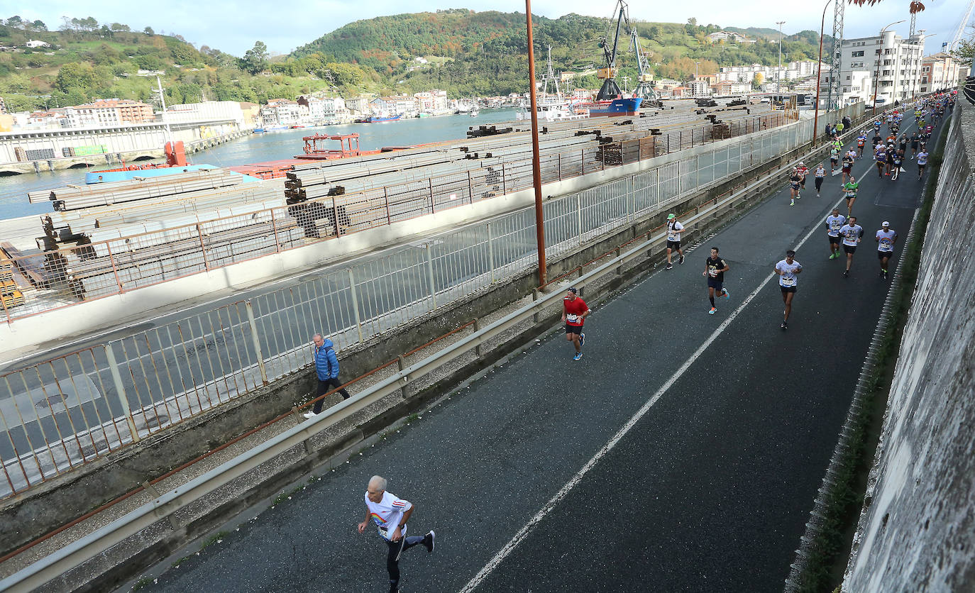 Fotos: Fotos de la Behobia San Sebastián 2021 entre Pasaia y Herrera