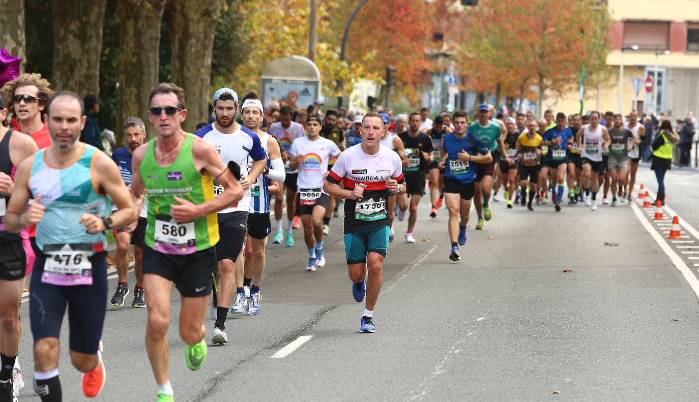 Fotos: Imágenes de los corredores al paso por Herrera