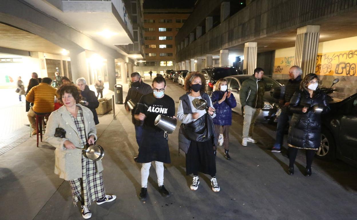 Actos violentos en Egia: Varias asociaciones piden al Ayuntamiento «garantizar los derechos básicos de todos los vecinos»