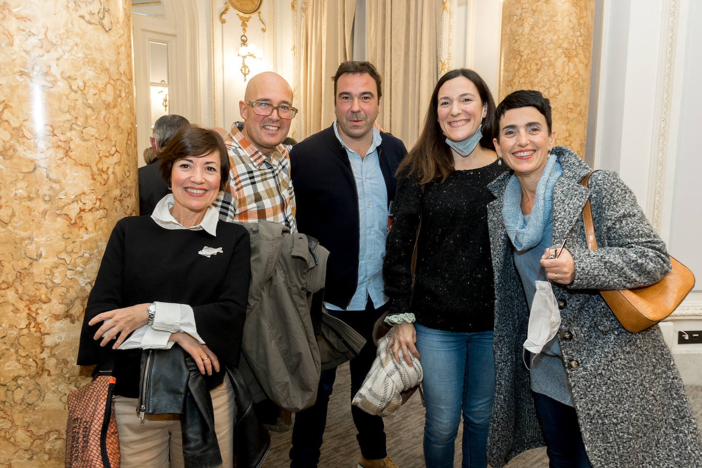 Fotos: Los rostros más conocidos de la ciudad no se pierden la Gala del Comercio donostiarra