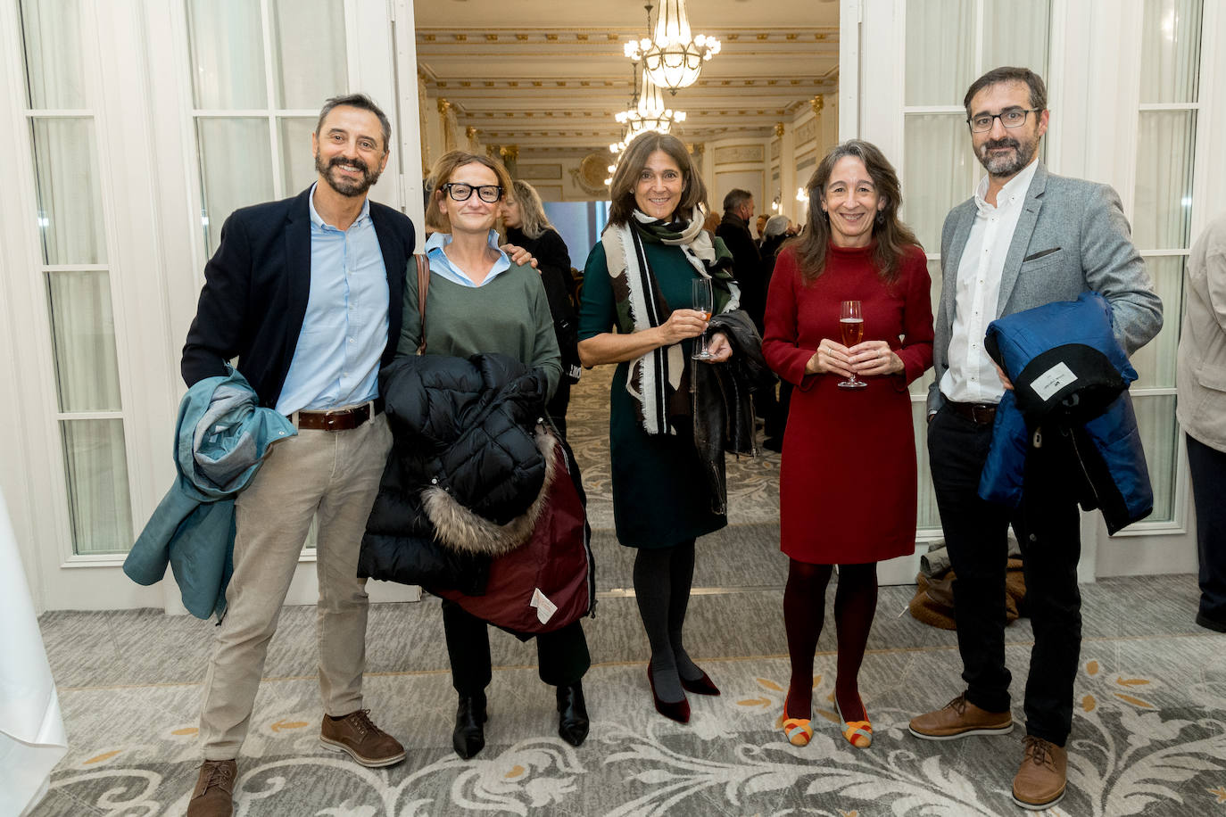 Fotos: Los rostros más conocidos de la ciudad no se pierden la Gala del Comercio donostiarra