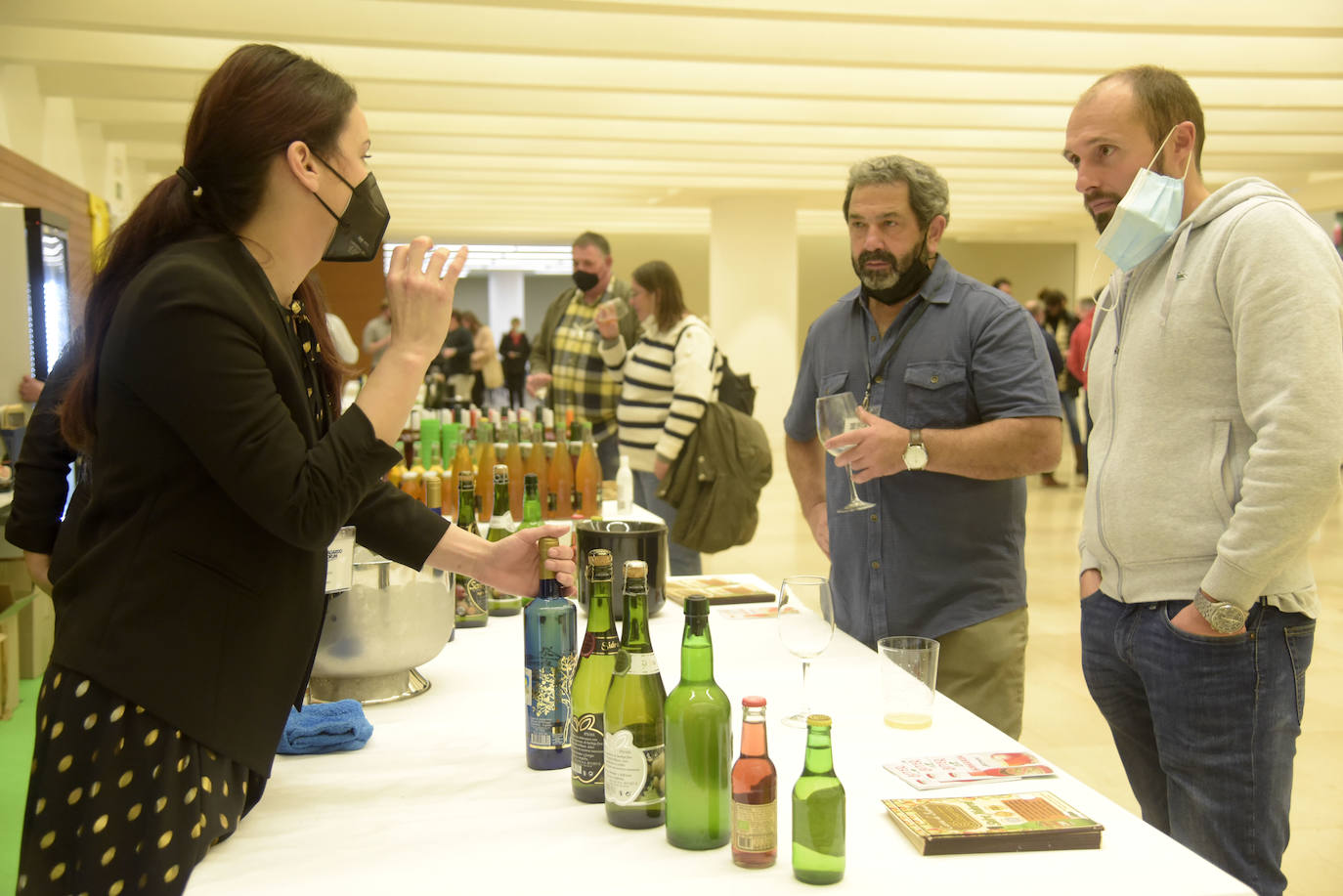Fotos: III Concurso de Sidra Internacional del Sagardo celebrado este domingo en el Kursaal