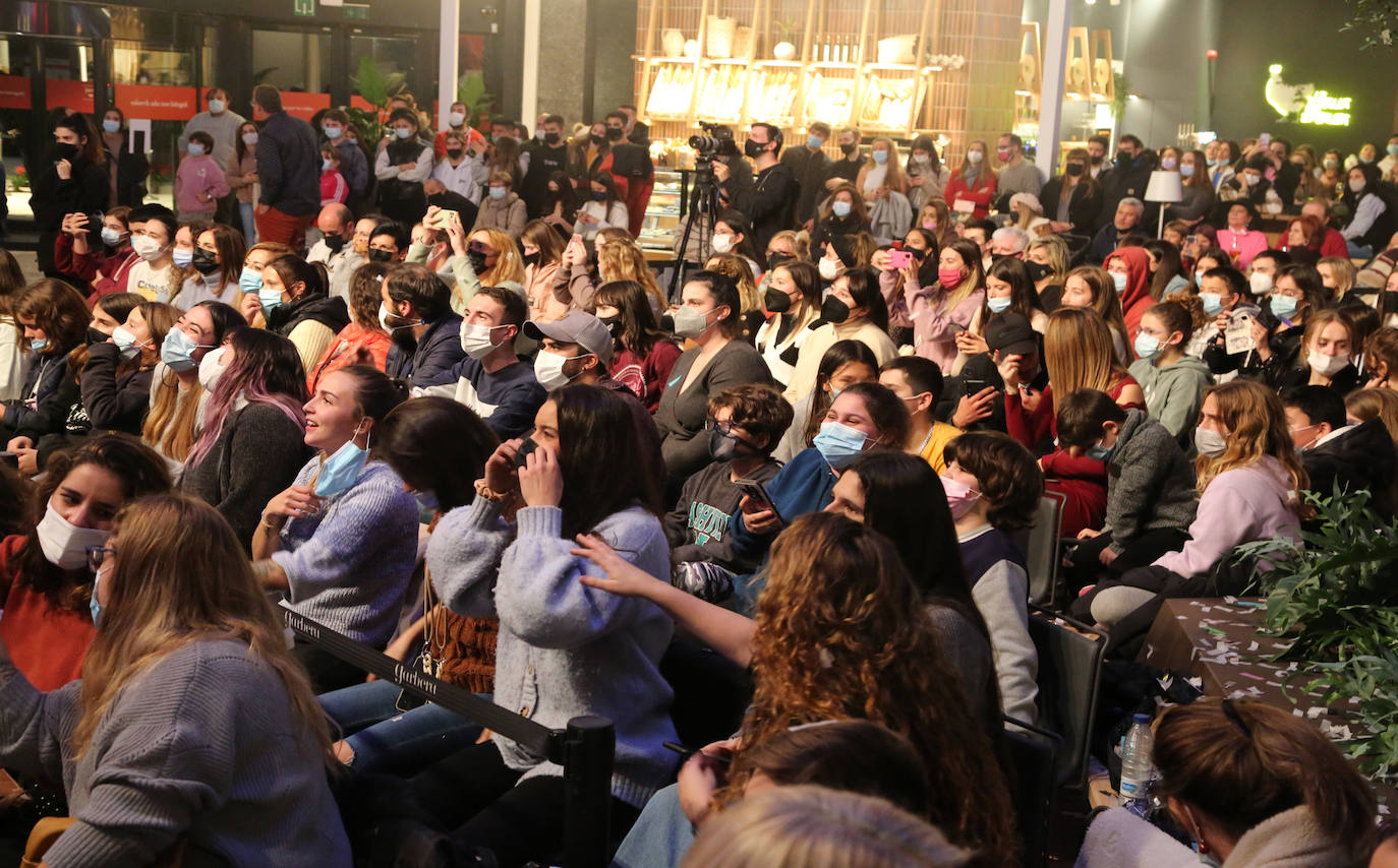 Fotos: Actuación de Ana Mena en el nuevo Garbera