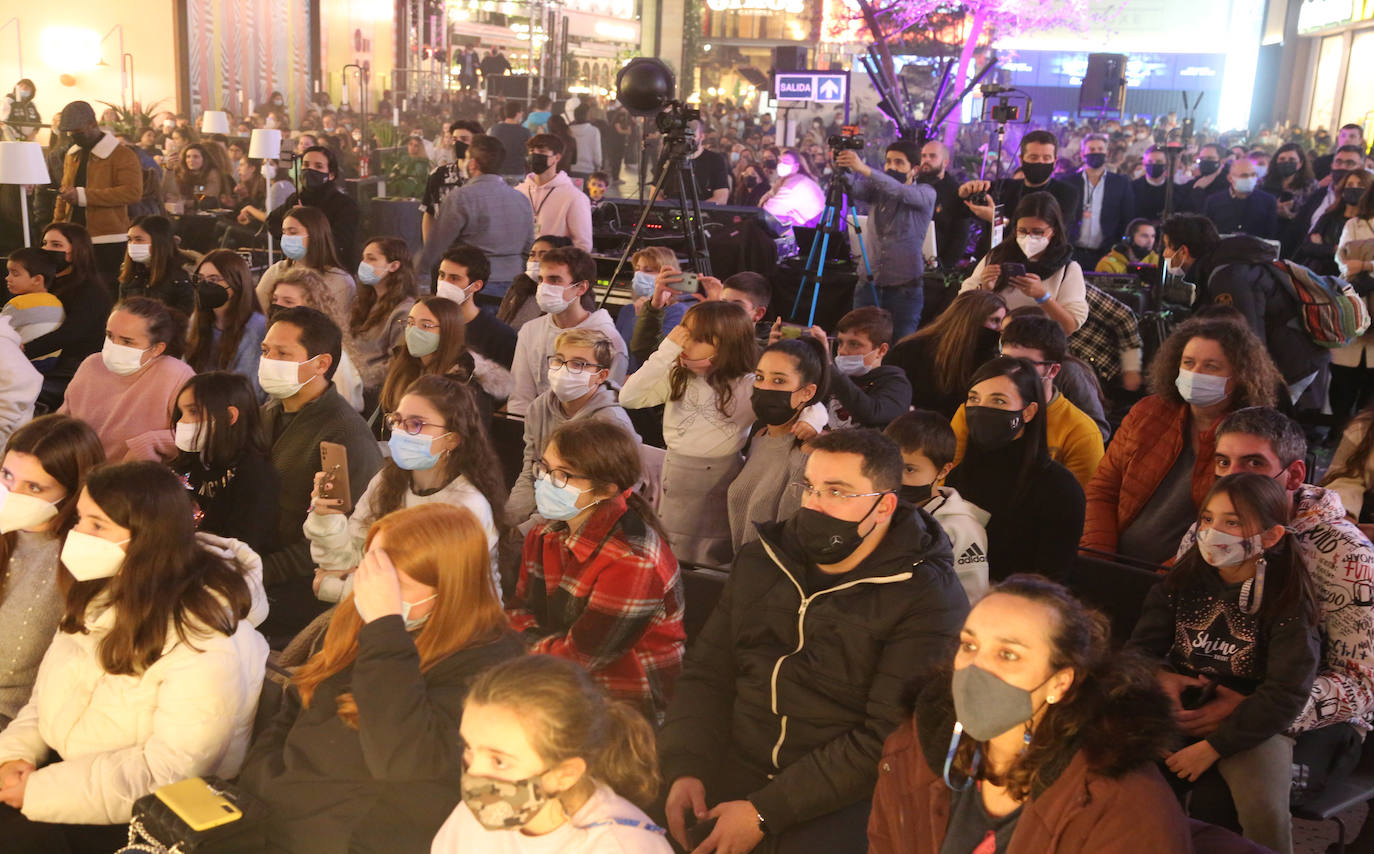 Fotos: Actuación de Ana Mena en el nuevo Garbera