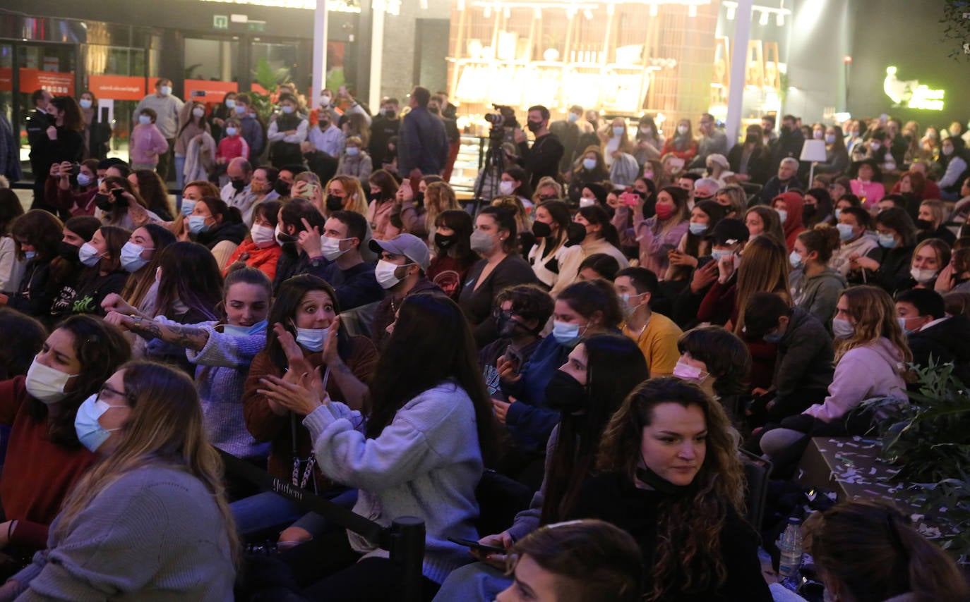 Fotos: Actuación de Ana Mena en el nuevo Garbera