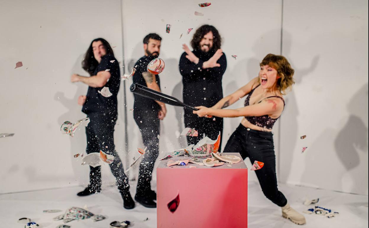 Liherrek 'Eta hutsa zen helmuga' Donostian aurkeztuko du urtarrilaren 29an