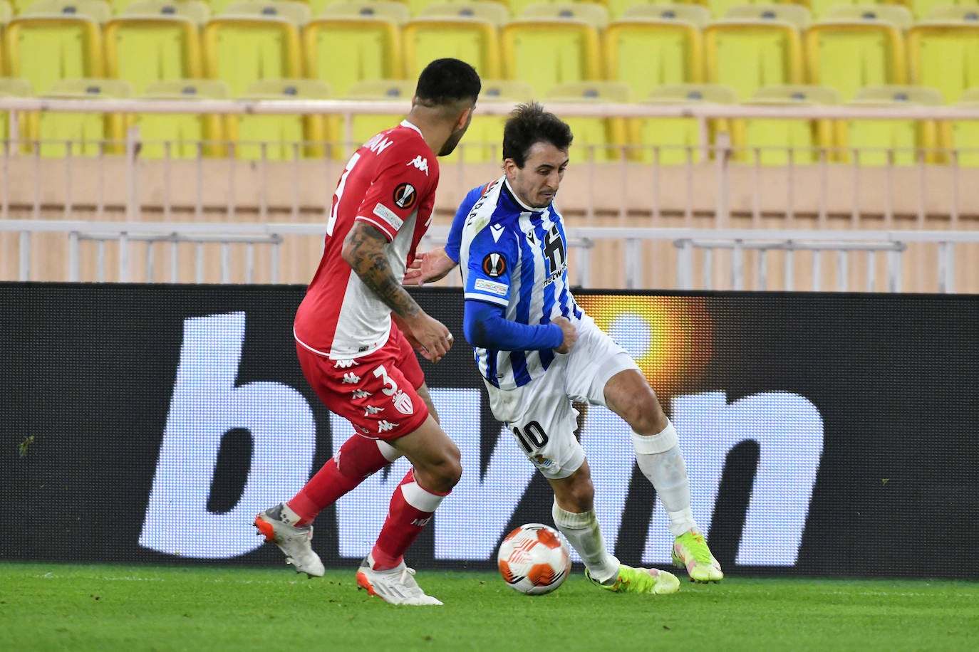 Fotos del partido entre el Mónaco y la Real Sociedad